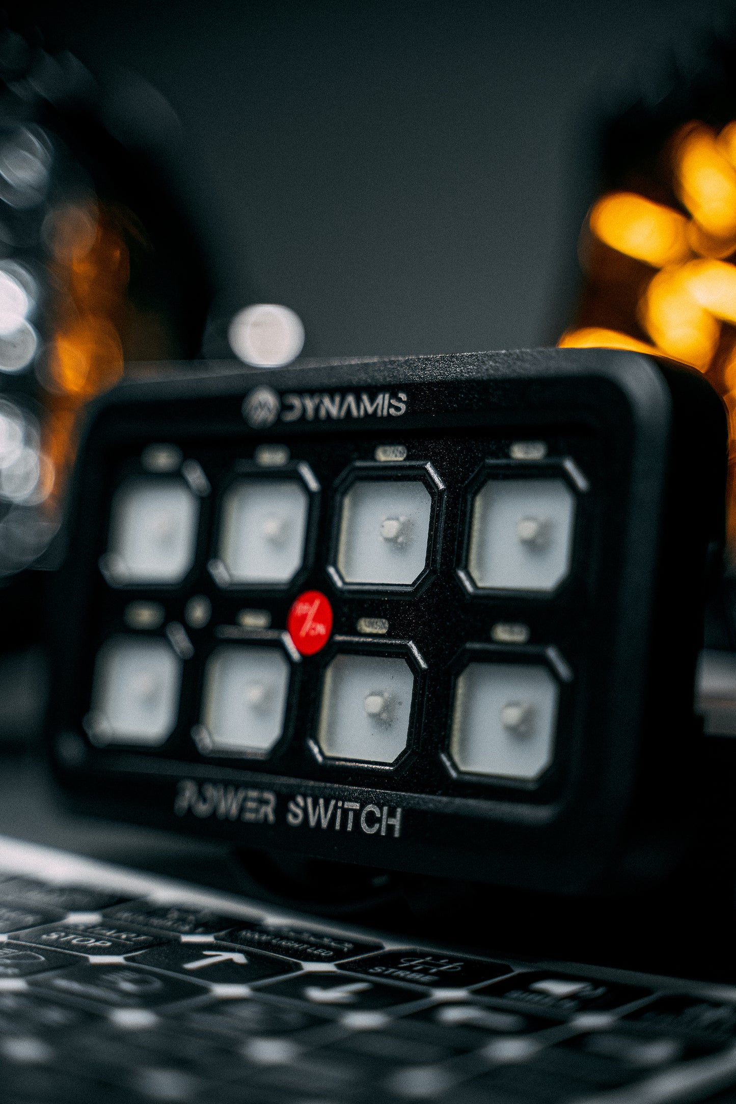 DYNAMIS 8 POWER SWITCH